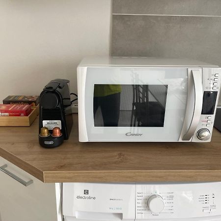 Residenza Il Melograno Fiera Apartment Verona Ngoại thất bức ảnh