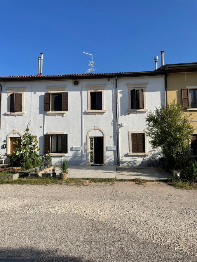 Residenza Il Melograno Fiera Apartment Verona Ngoại thất bức ảnh